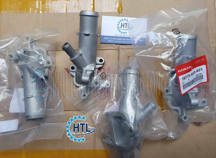 Ống nước ra Honda Civic 1.8 2006-2011