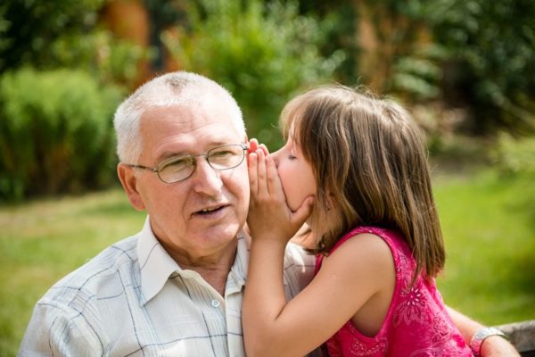 Những điều cần biết về bệnh khiếm thính