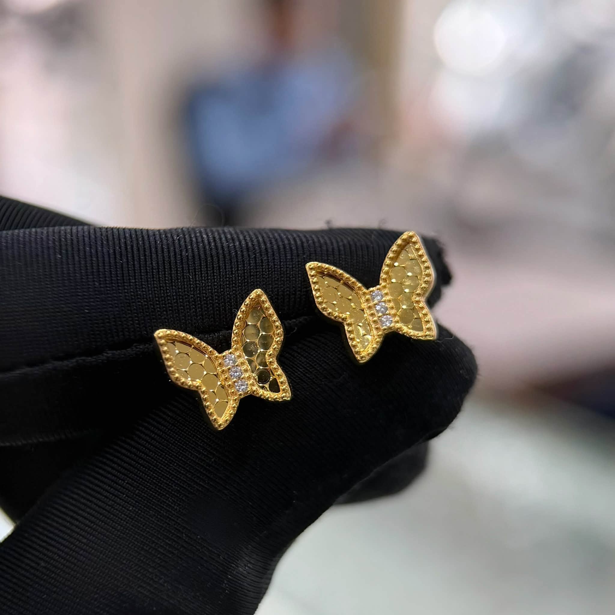 bong-tai-750-26