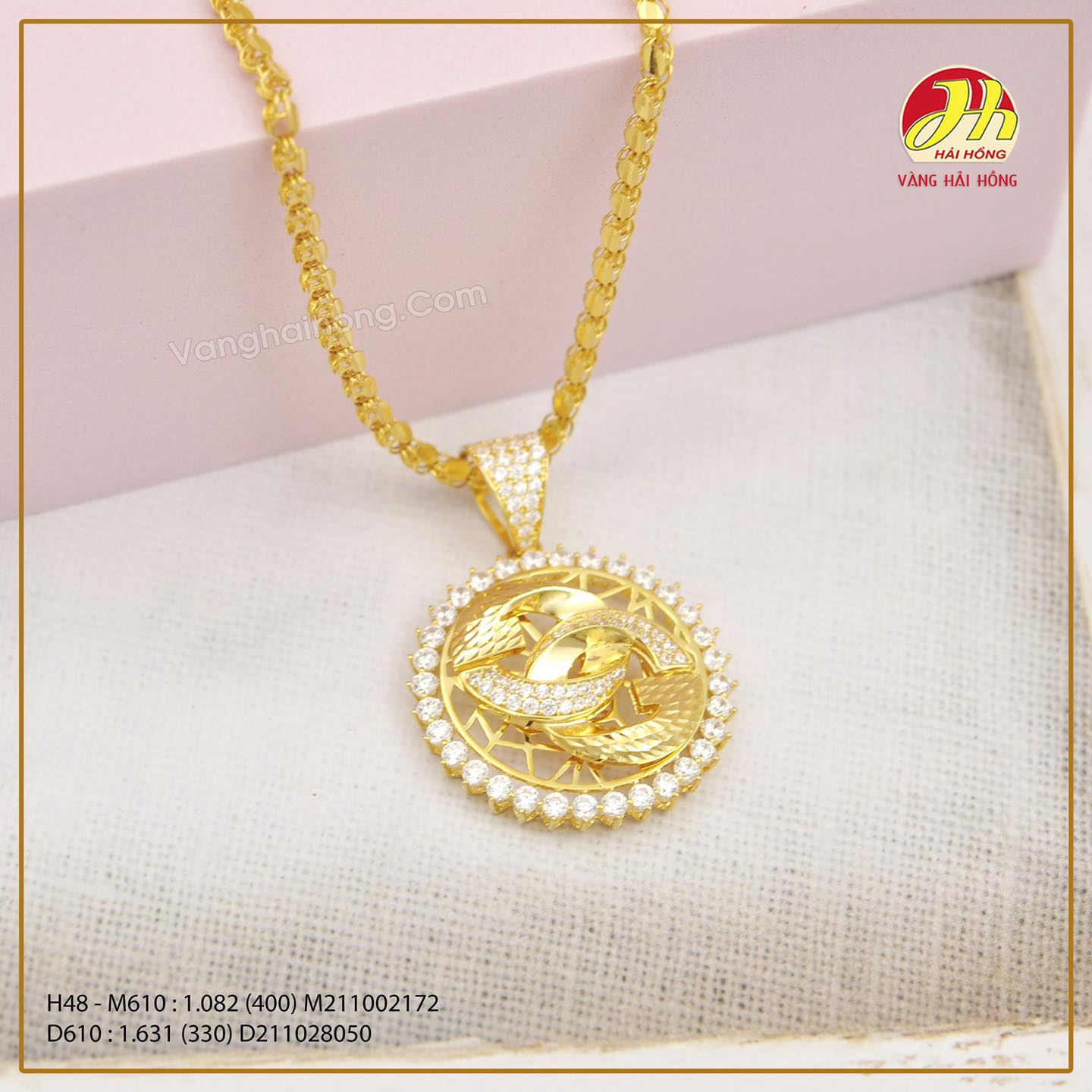 day-chuyen-va-mat-nu-vang-tay-266