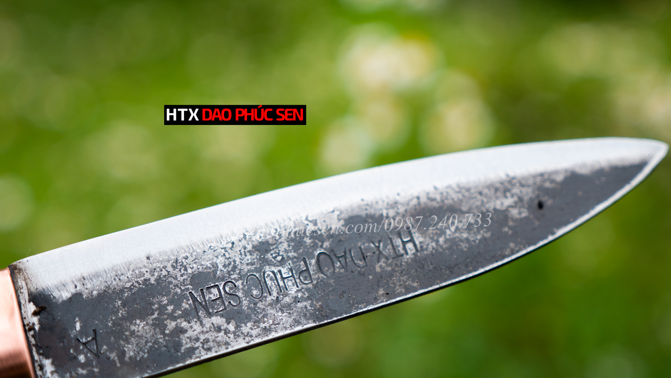 Dao được rèn thủ công từ thép nhíp xe ô tô