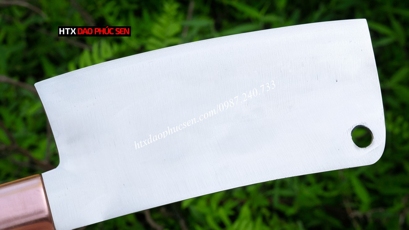 Khi sử dụng dao chặt gà thép trắng cao cấp CG04 cần tránh nguồn nhiệt độ cao