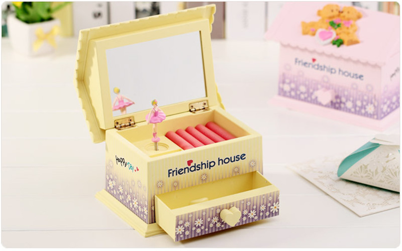 Hộp nhạc music box món quà phụ nữ lãng mạn yêu thích nhất