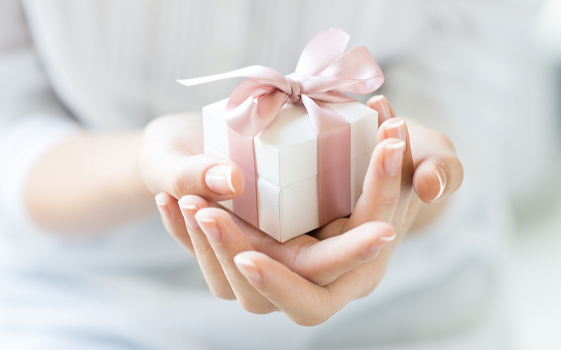 5 món quà tặng 20/10 ý nghĩa 100% phụ nữ đều muốn nhận