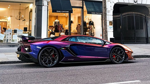 Màu sơn hơn 1,5 tỷ đồng của chiếc Lamborghini Aventador SVJ 14