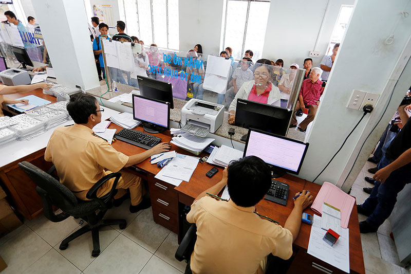 Chuyên gia tư vấn chuyên nghiệp, các trường hợp sang tên xe, đăng ký xe (cà vẹt xe), rút hồ sơ gốc, cavet xe