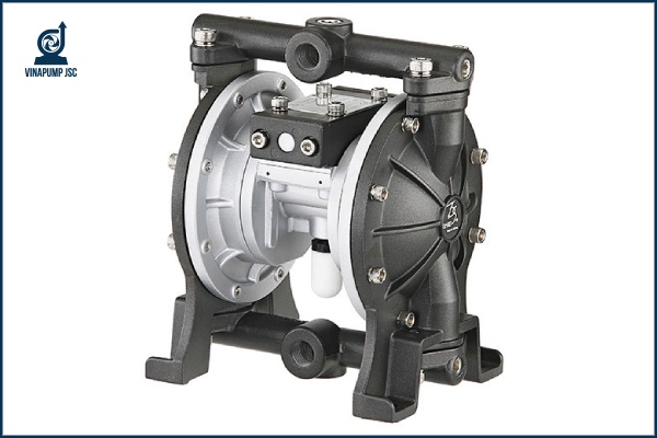 Máy bơm dầu bằng khí nén là gì? Nên dùng hãng nào tốt