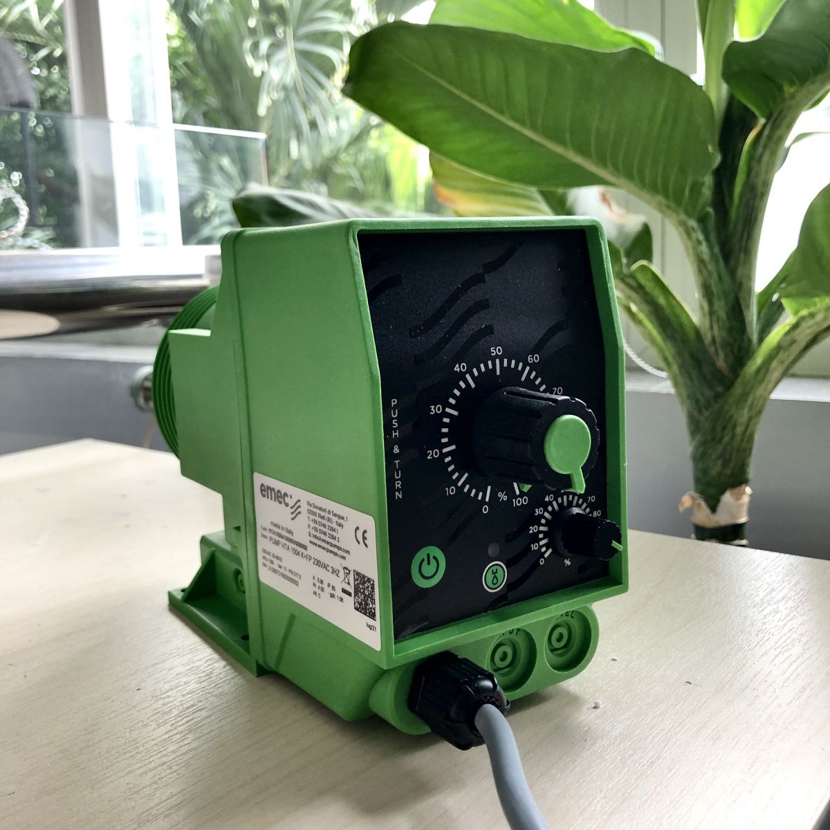 bơm định lượng Emec model PUMP HTA 1002 K/PP+EP 230VAC