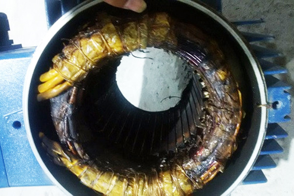 Nguyên nhân máy bơm nước bị cháy