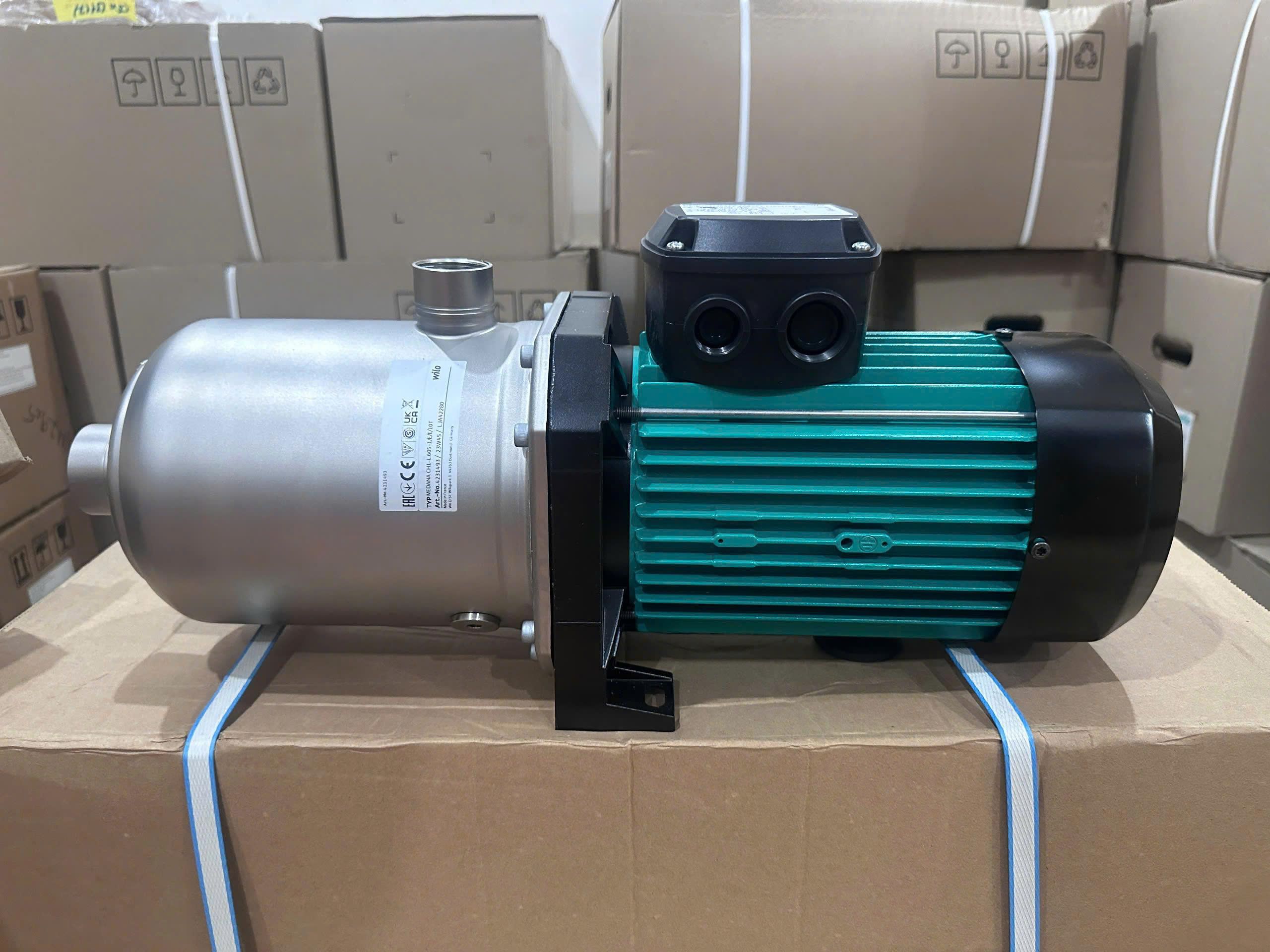 Bơm đa tầng cánh Wilo Medana CH1-L.605-1/E/E/10T đầu inox