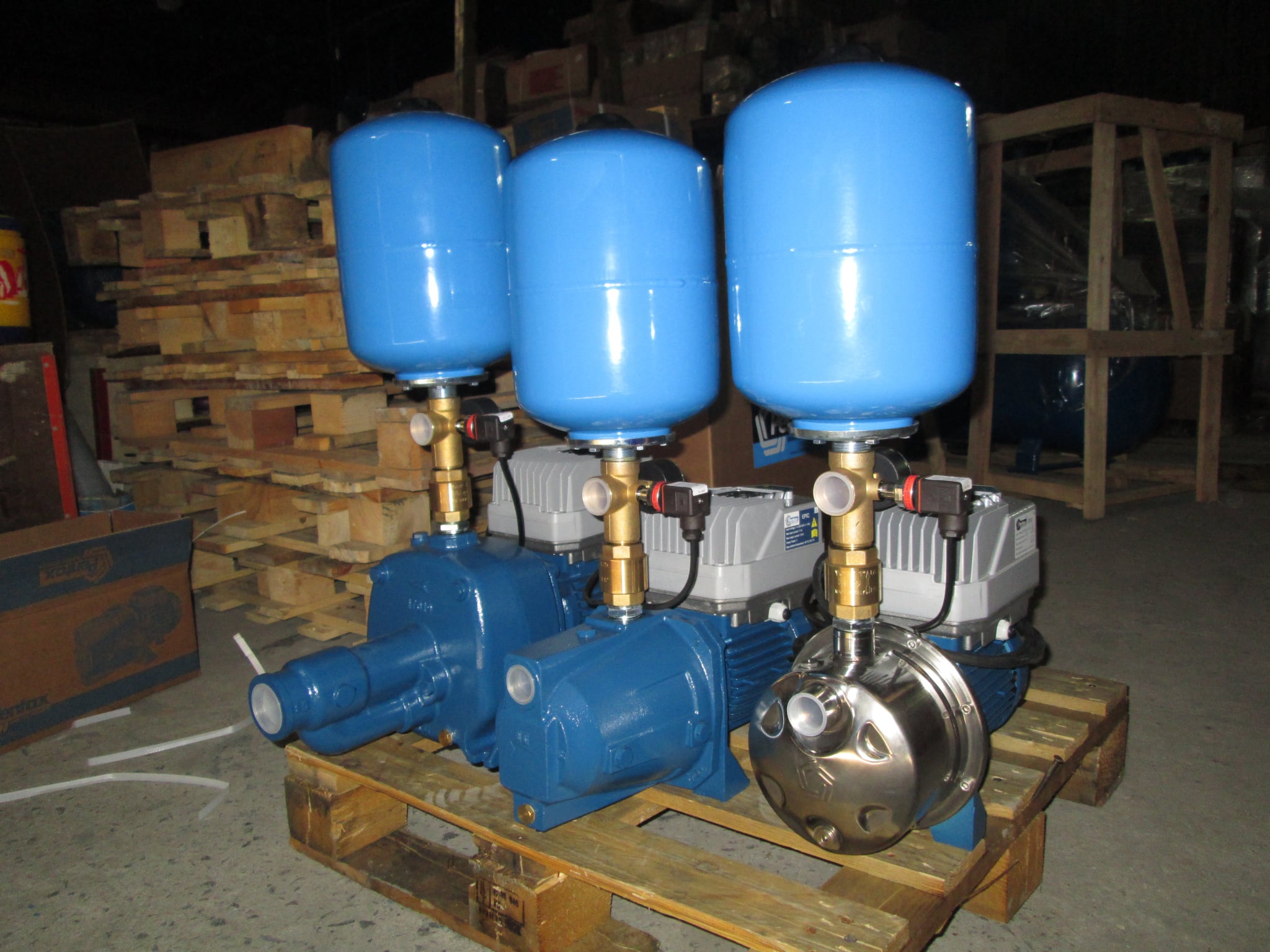 Bơm tăng áp biến tần CABT 200/00 230 + EPIC+S.D