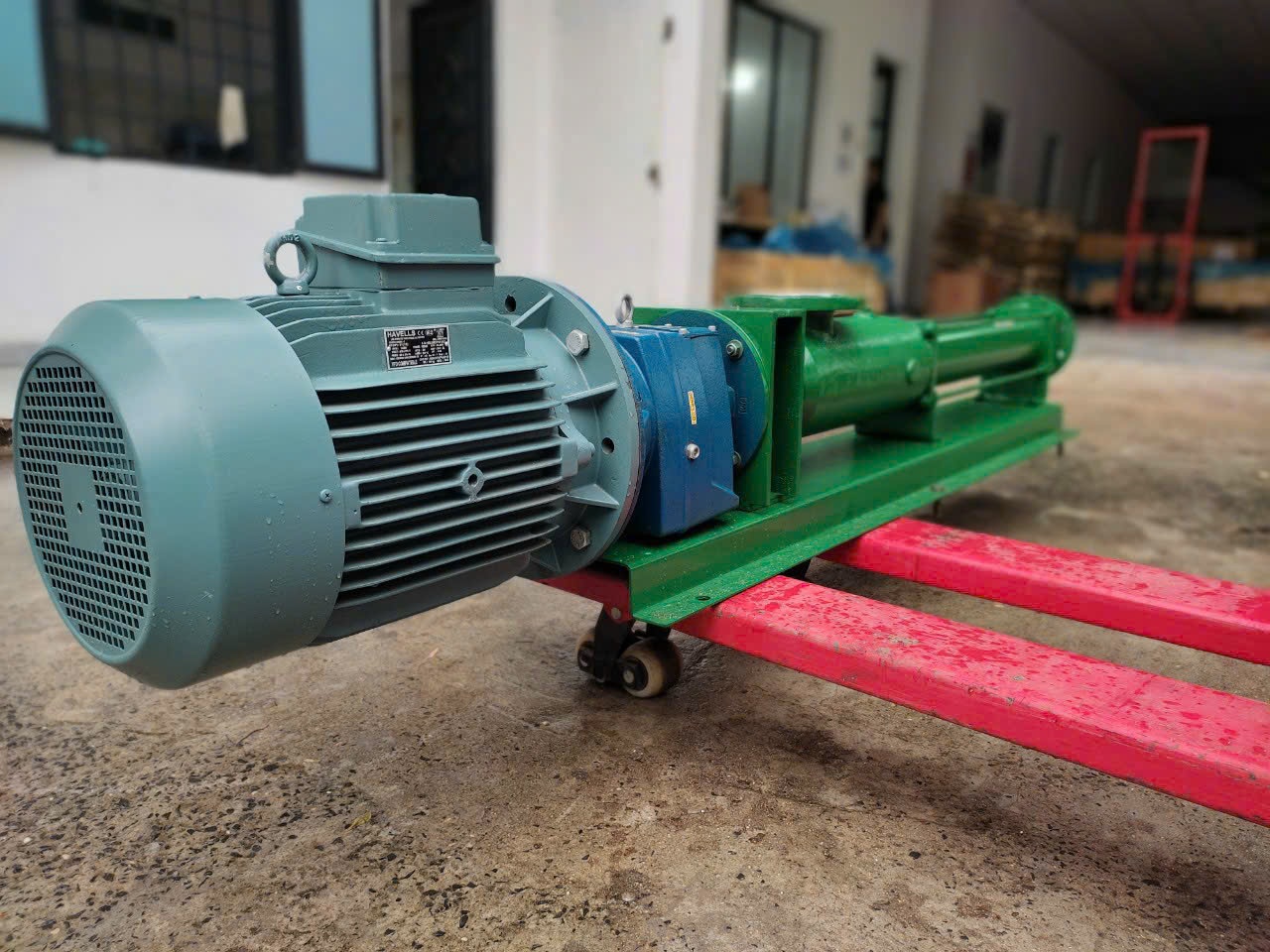 Bơm trục vít High Flow – India Model HPC281CF3.7