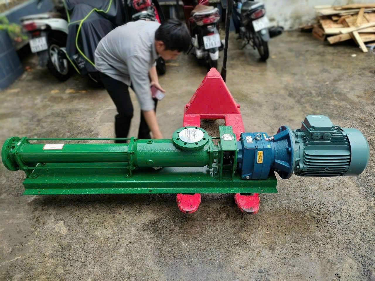 Bơm trục vít High Flow – India Model HPC281CF3.7