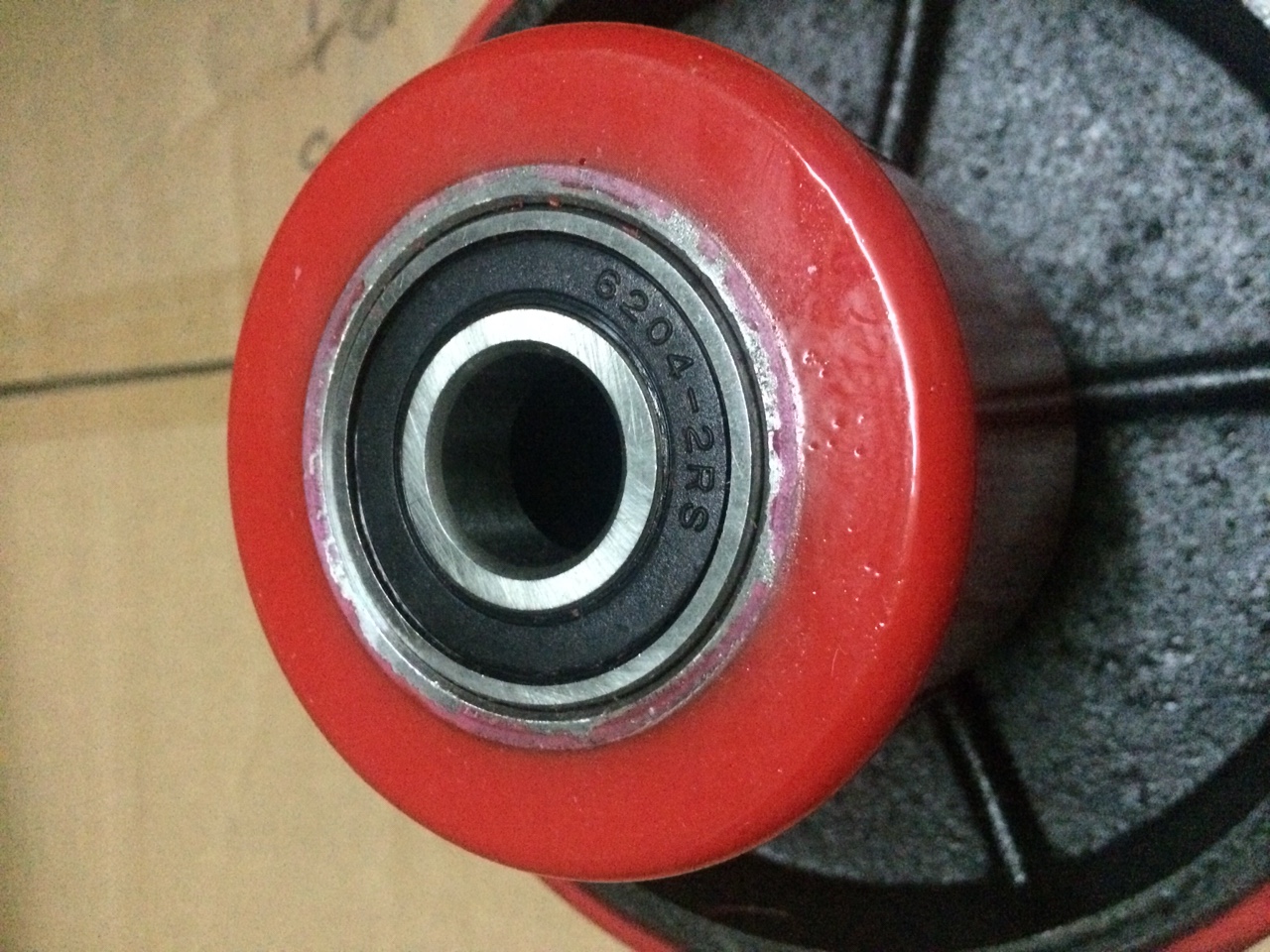 bánh xe nâng tay PU 80x70mm trước càng nâng