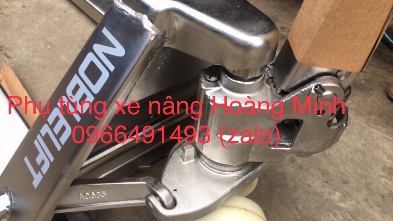 xe nâng tay inox 2500kg