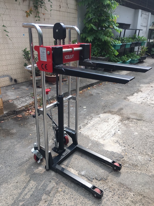 xe nâng tay cao mini Noblelift 400kg