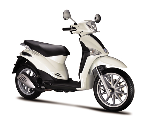 Thuê xe ga Piaggio Liberty