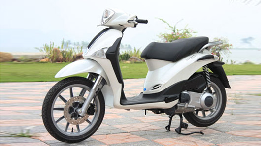 Thuê xe ga Piaggio Liberty