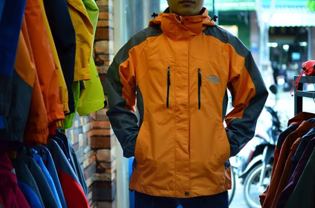 Áo khoác gió 2 lớp màu pha loại giày the north face hàng chính hãng