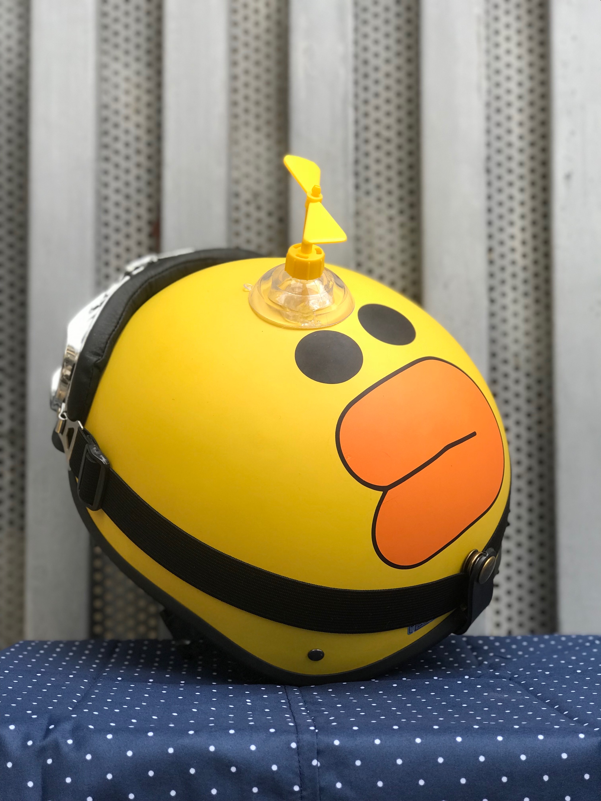 Mũ Bảo Hiểm 1/2 Bopa Tem Phượt - Vịt vàng