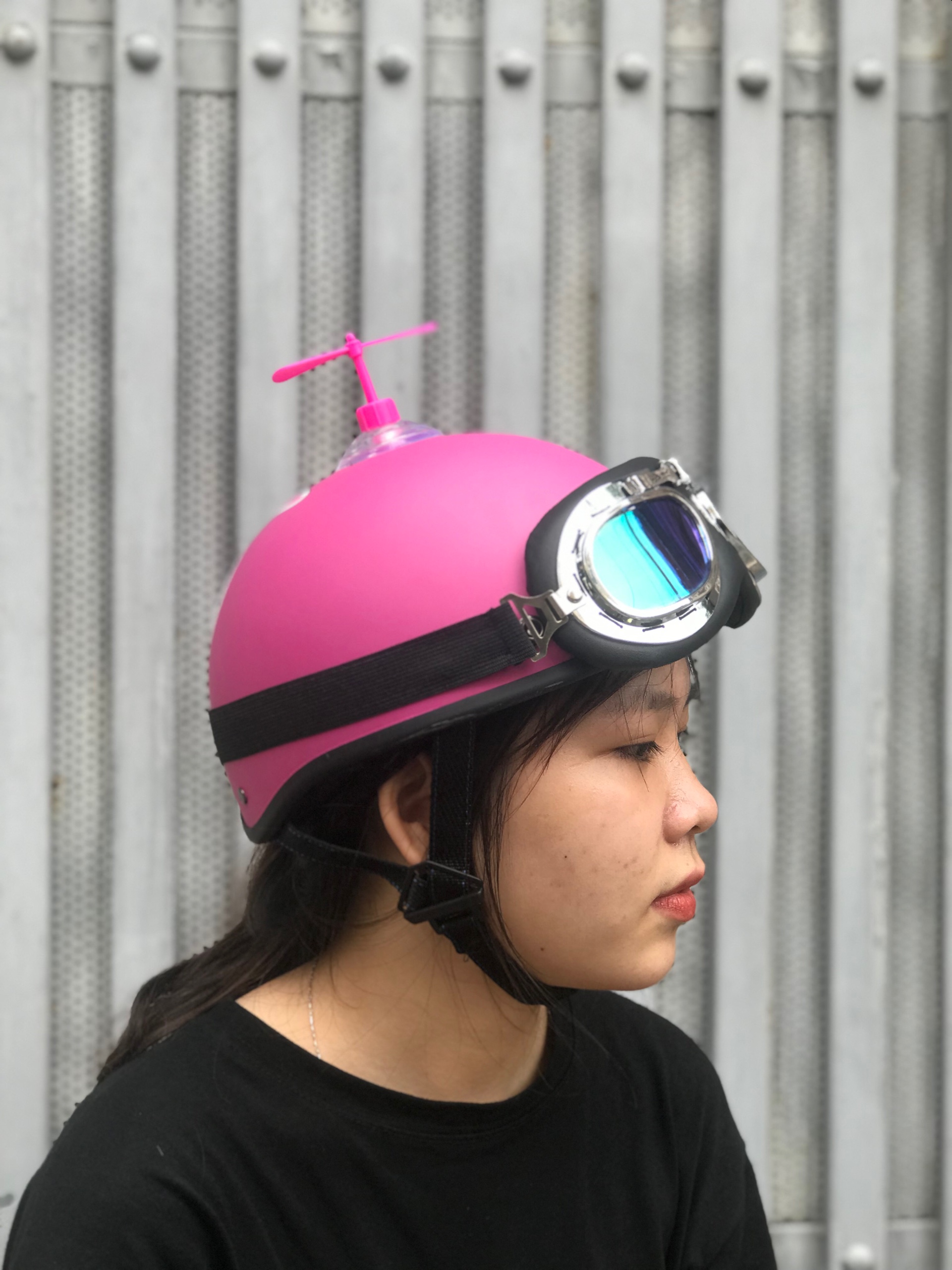 Mũ Bảo Hiểm 1/2 Bopa Tem Phượt - Thỏ hồng