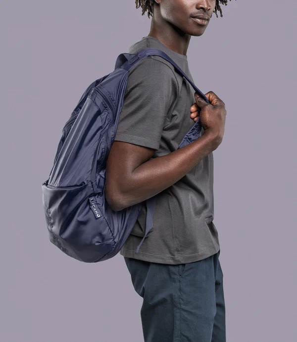 Túi xách oversized: rộng rãi cho lịch trình bận rộn, gọn gàng khi cần