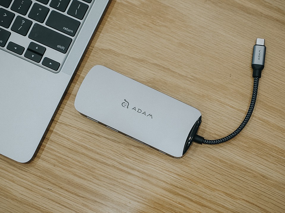 Trên tay bộ chuyển đổi USB-C CASA Hub X 10-in-1 của Adam Elements – Đẹp và xịn
