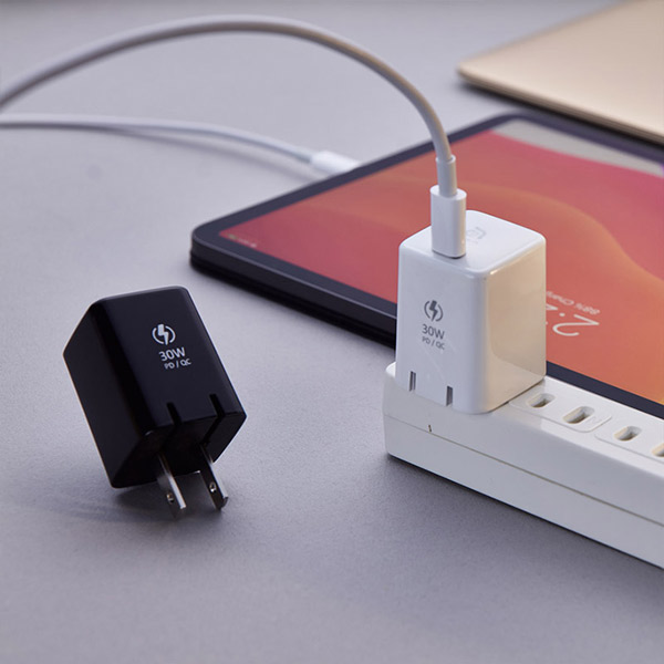 CỐC SẠC NHANH USB-C PD30W ADAM ELEMENT