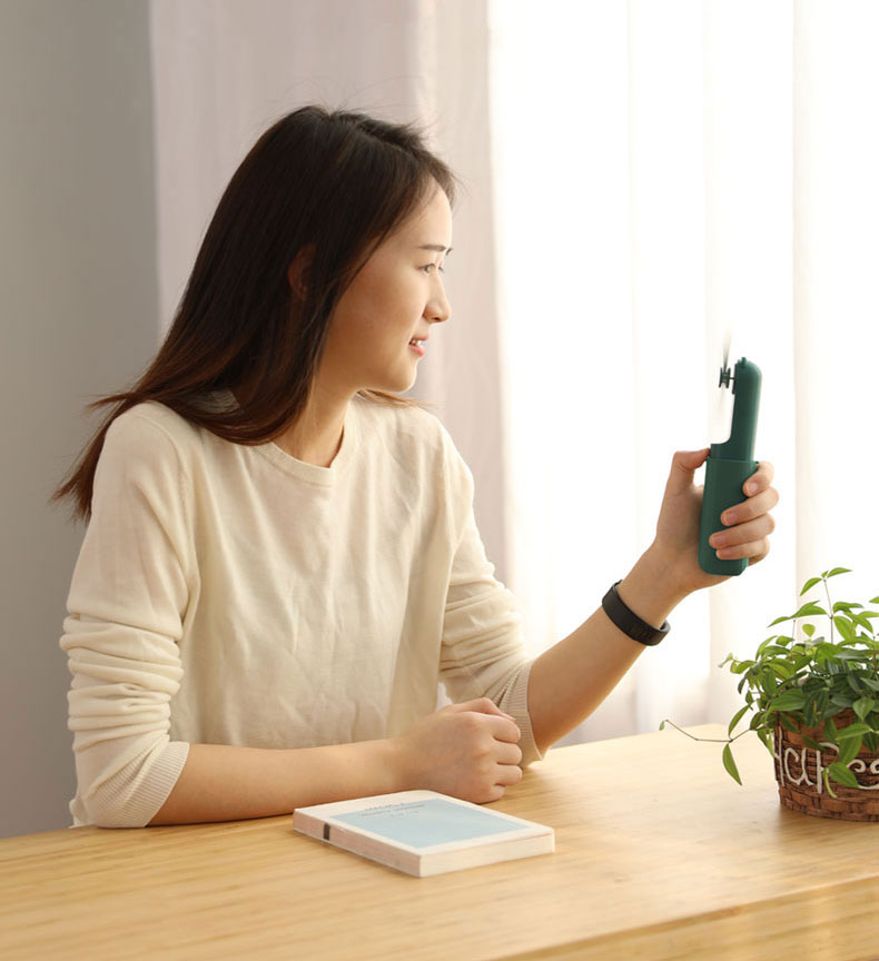 sạc dự phòng kiêm quạt mini