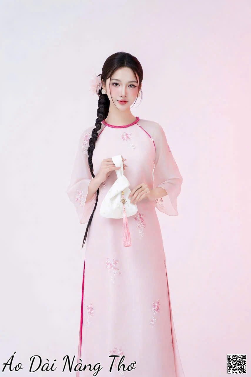Áo Dài Cách Tân Vải Voan Hồng Cổ Thắt Bính