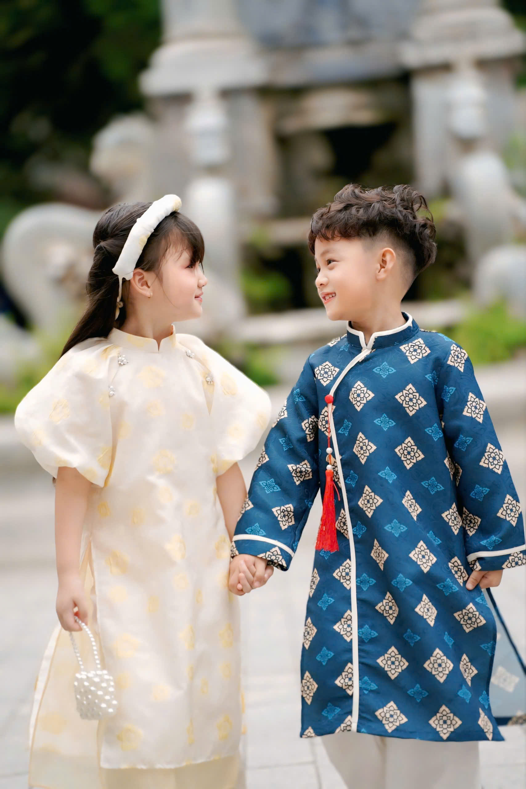 Áo Dài Bé Trai/Bé Gái Họa Tiết Đáng Yêu