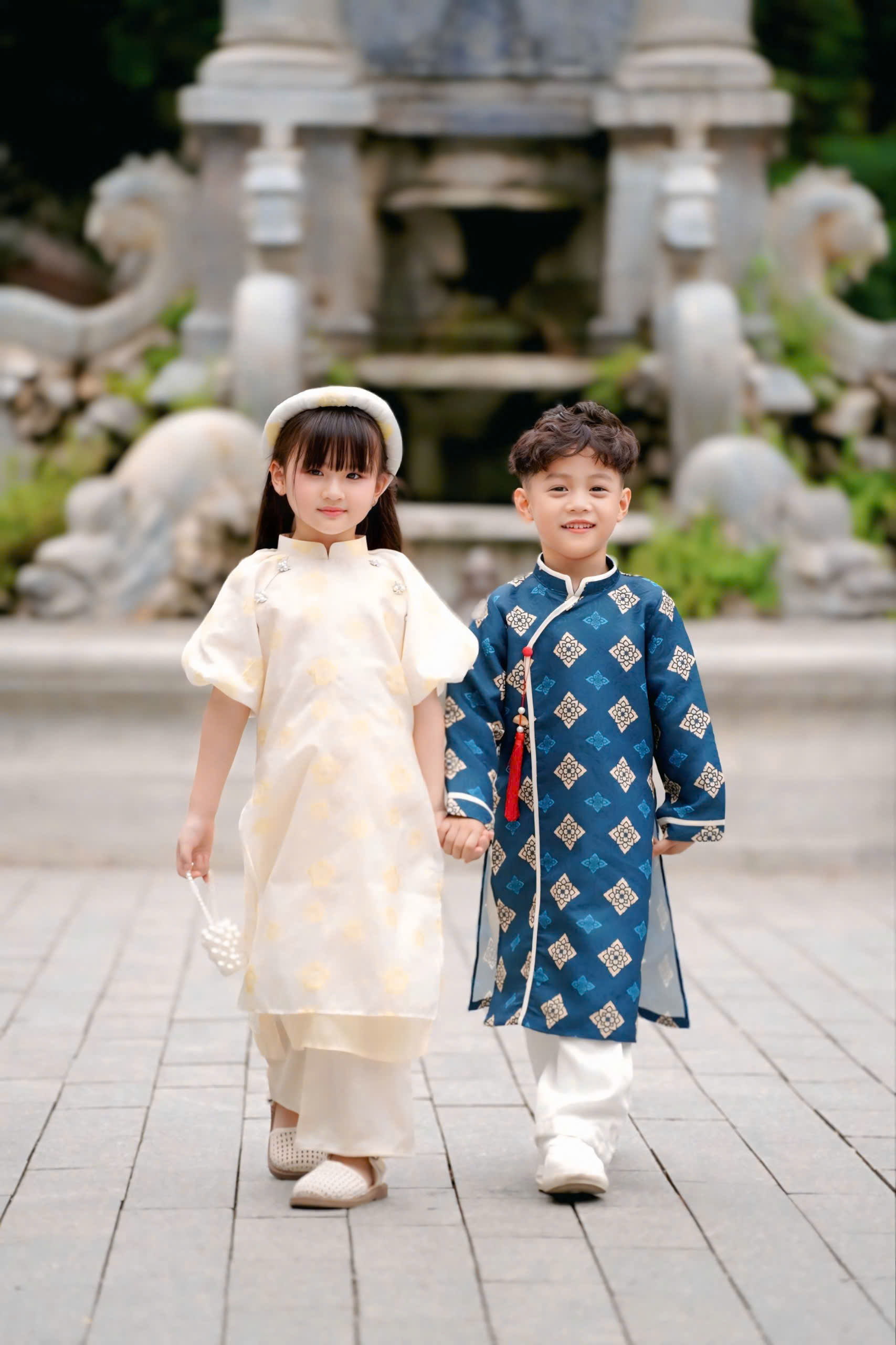 Áo Dài Bé Trai/Bé Gái Họa Tiết Đáng Yêu