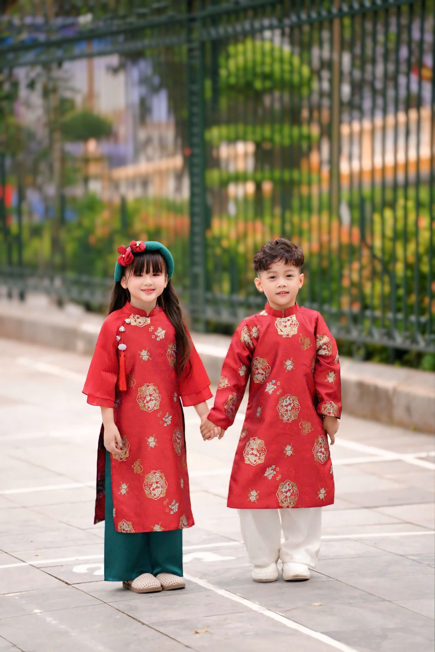 Áo Dài Bé Trai/Bé Gái Gấm Họa Tiết Xinh Xắn