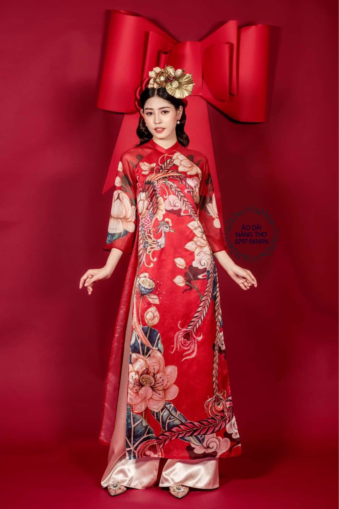 Áo Dài Cách Tân Lửng Đỏ Sen