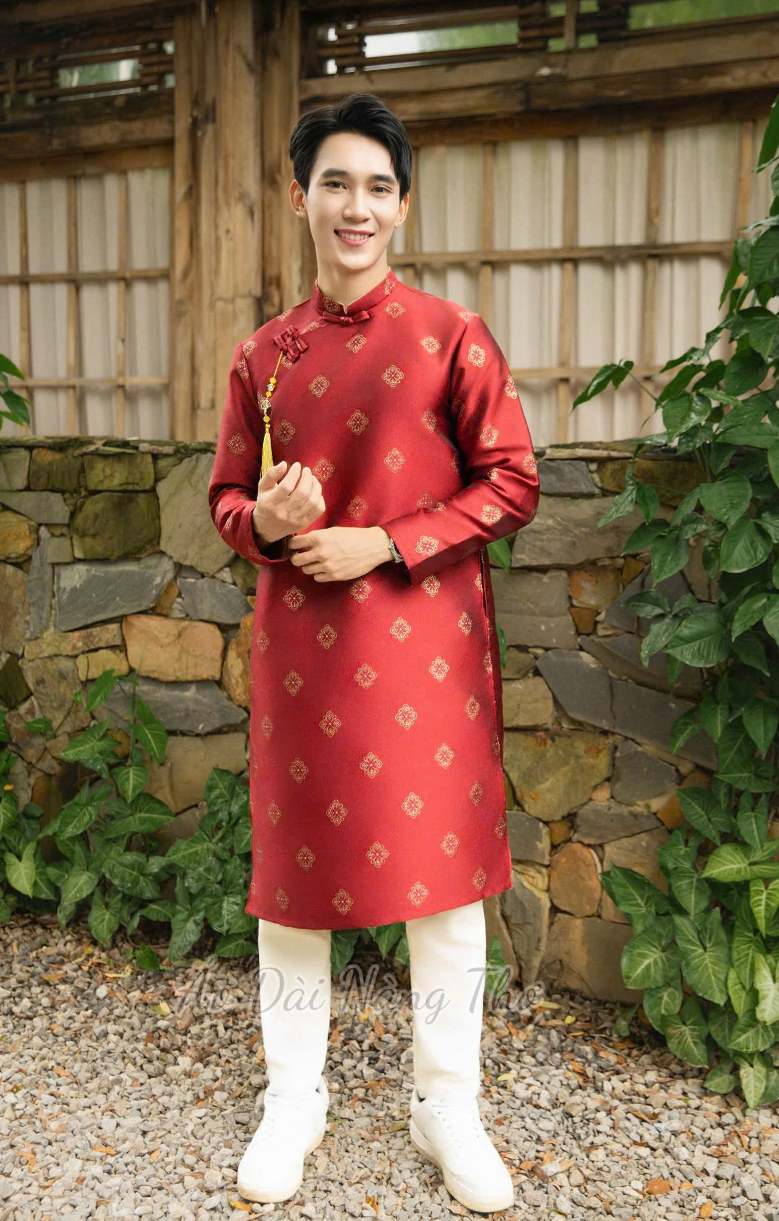 Áo Dài Nam Tafta Đỏ Nút Tàu Kèm Tua Rua