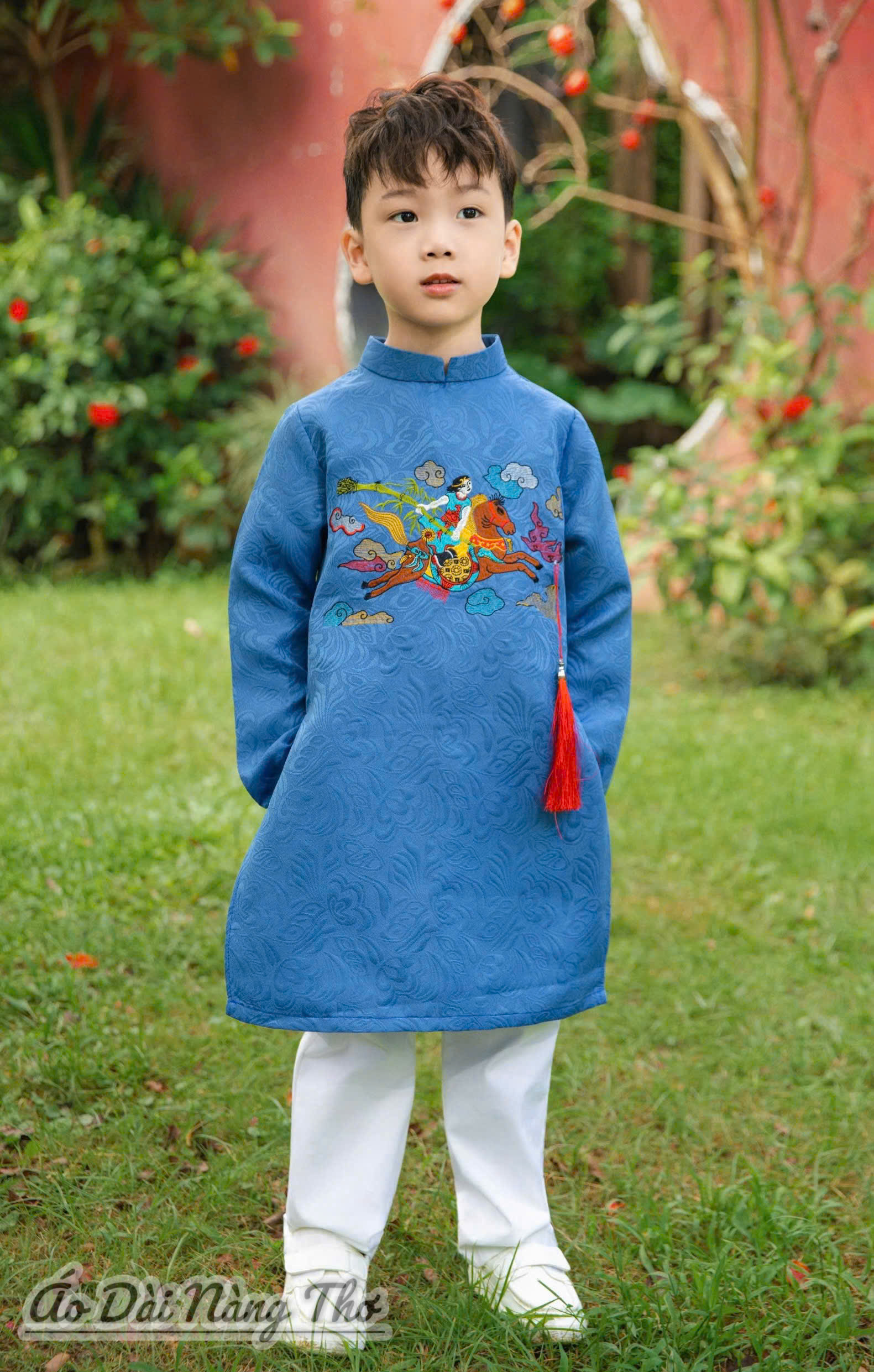 Áo Dài Bé Trai Gấm Xanh Họa Tiết Thêu