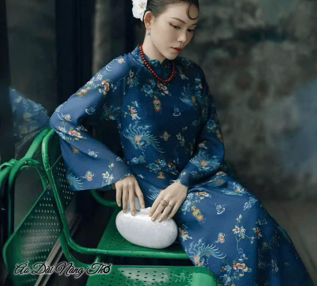 Áo Dài Lụa Họa tiết 3D Mềm Mại Thướt Tha