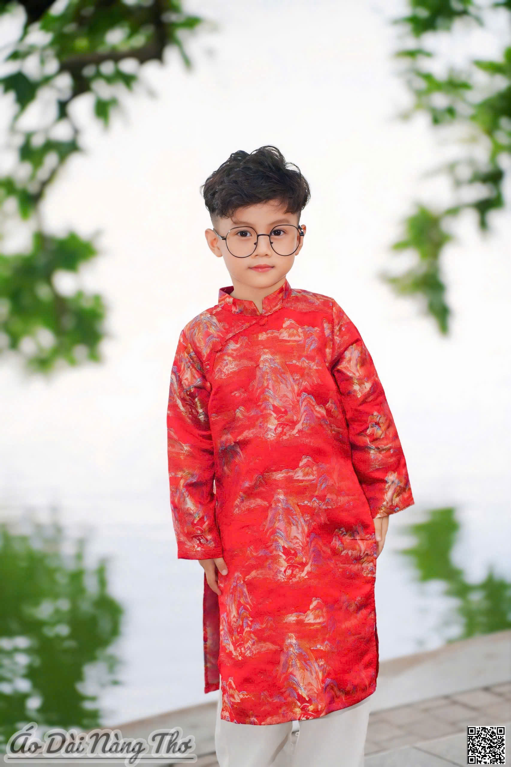 Áo Dài Bé Trai Tafta Đỏ Nhũ Hoa Tiết 3D