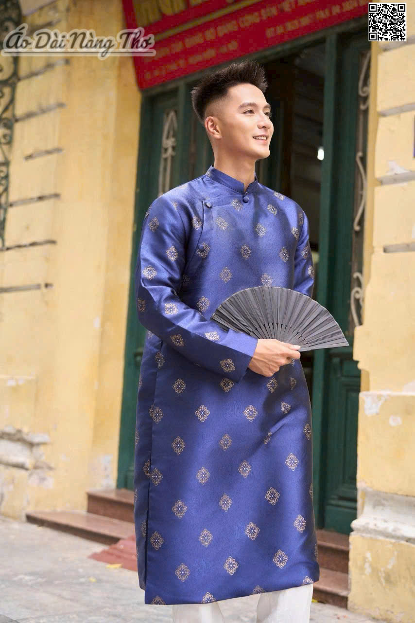 Áo Dài Nam Gấm Xanh Đen Họa Tiết Nhí Thanh Lịch