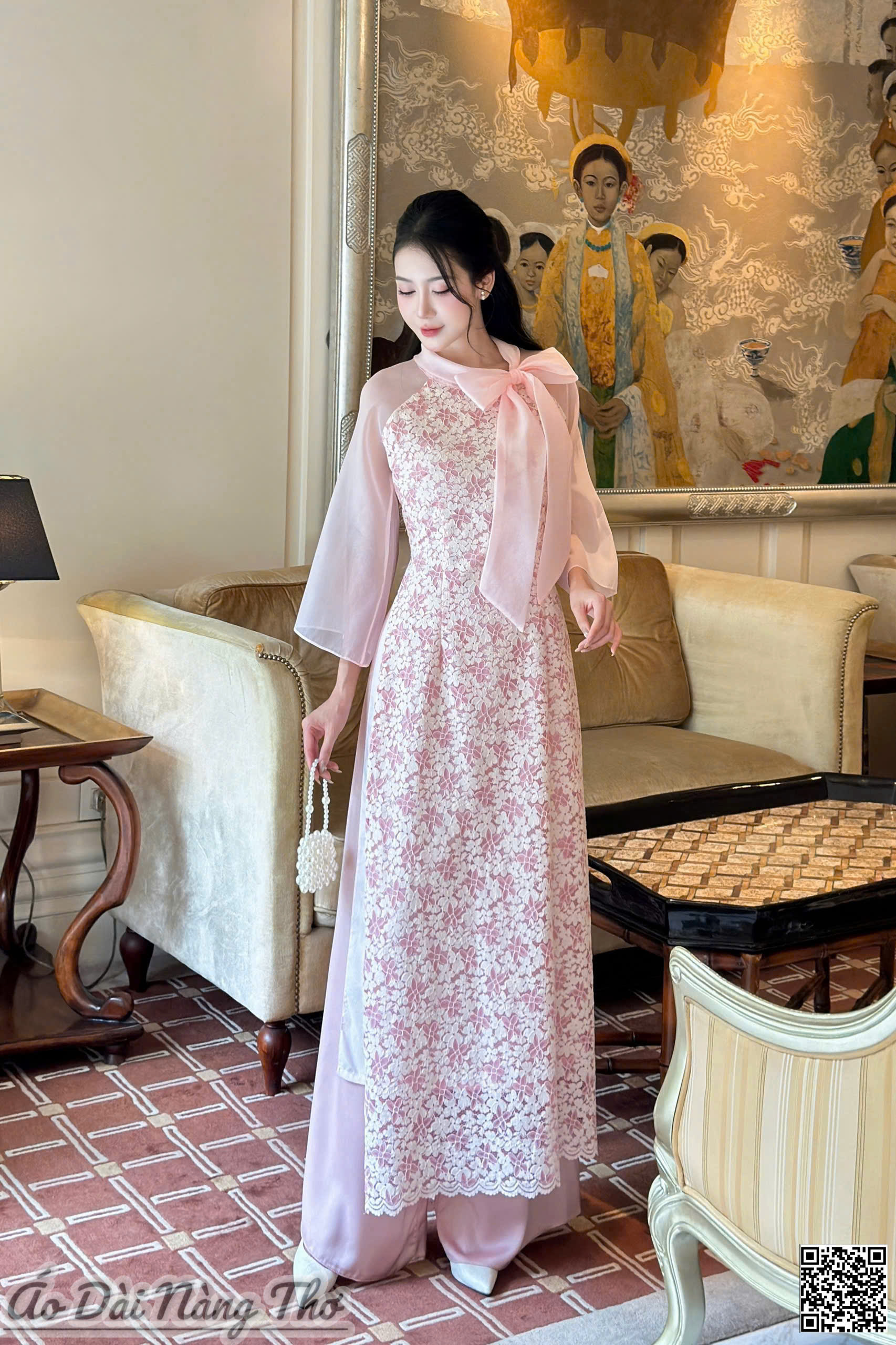 Áo Dài Cách Tân Voan Hồng Họa Tiết Nơ Cổ Xinh Xắn