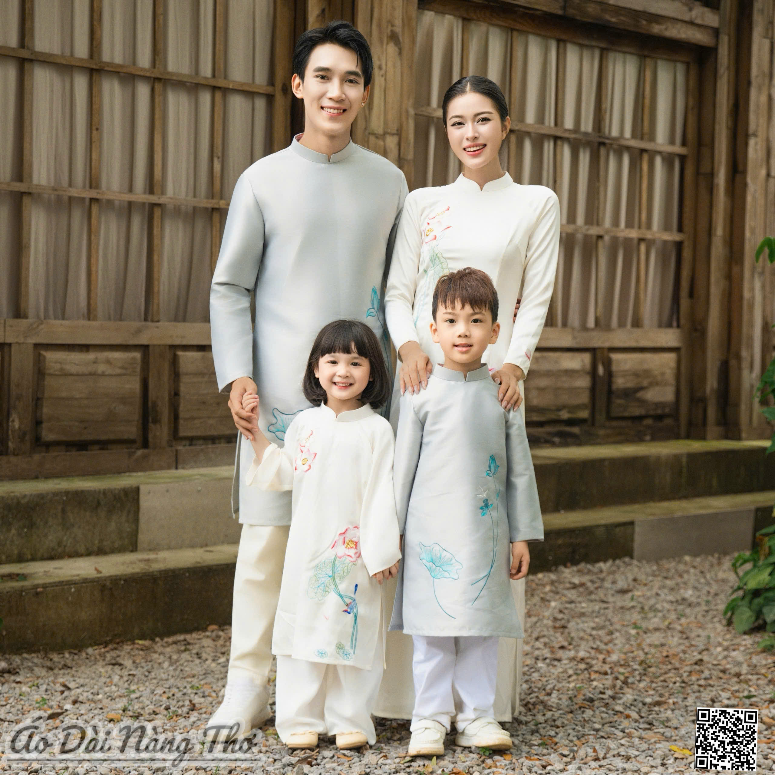 Áo Dài Cách Tân Gia Đình Trắng Thêu Phối Xám