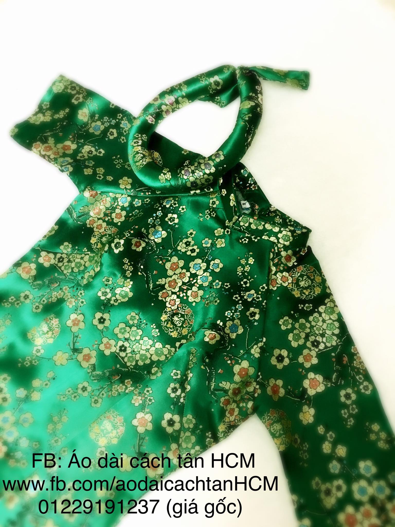 ÁO DÀI CÁCH TÂN NỮ