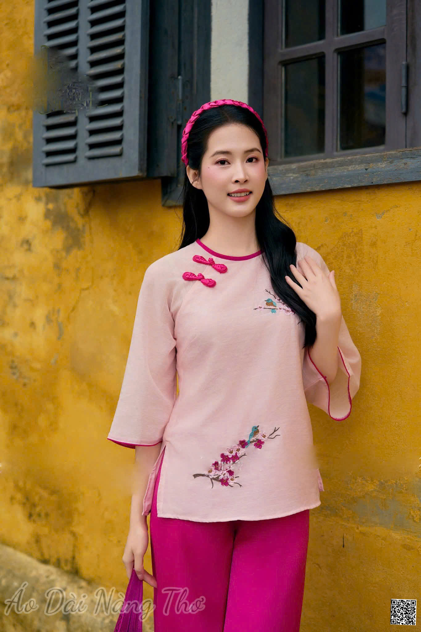 Pháp Phục Lụa Hồng Sen Thêu Hoa Phối Nút Tàu (Không kèm áo bé)