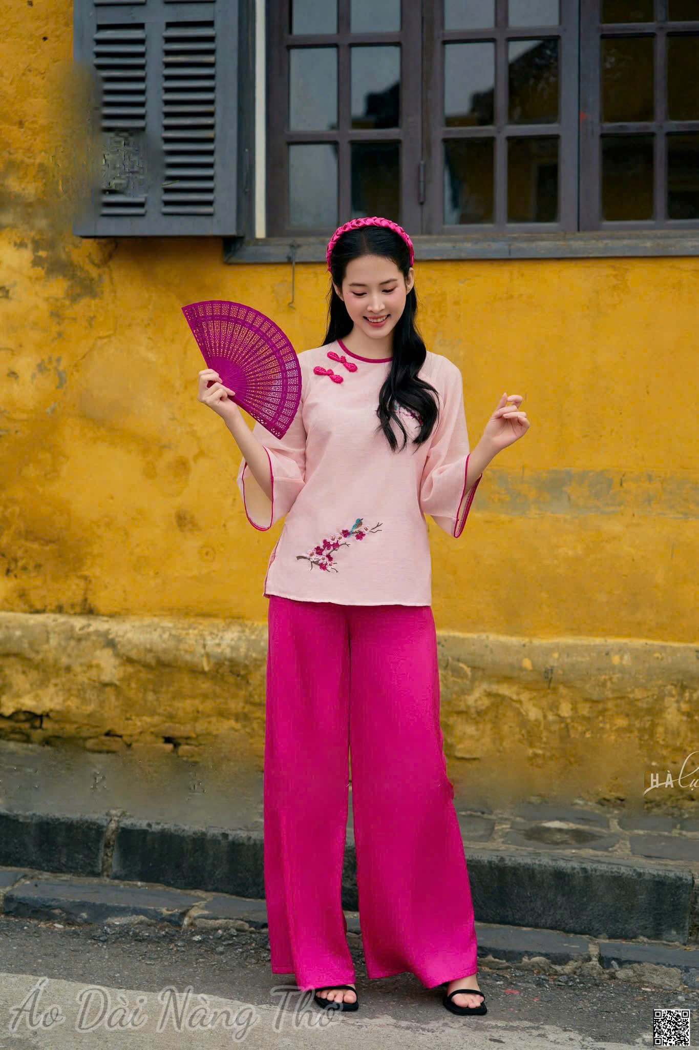 Pháp Phục Lụa Hồng Sen Thêu Hoa Phối Nút Tàu (Không kèm áo bé)