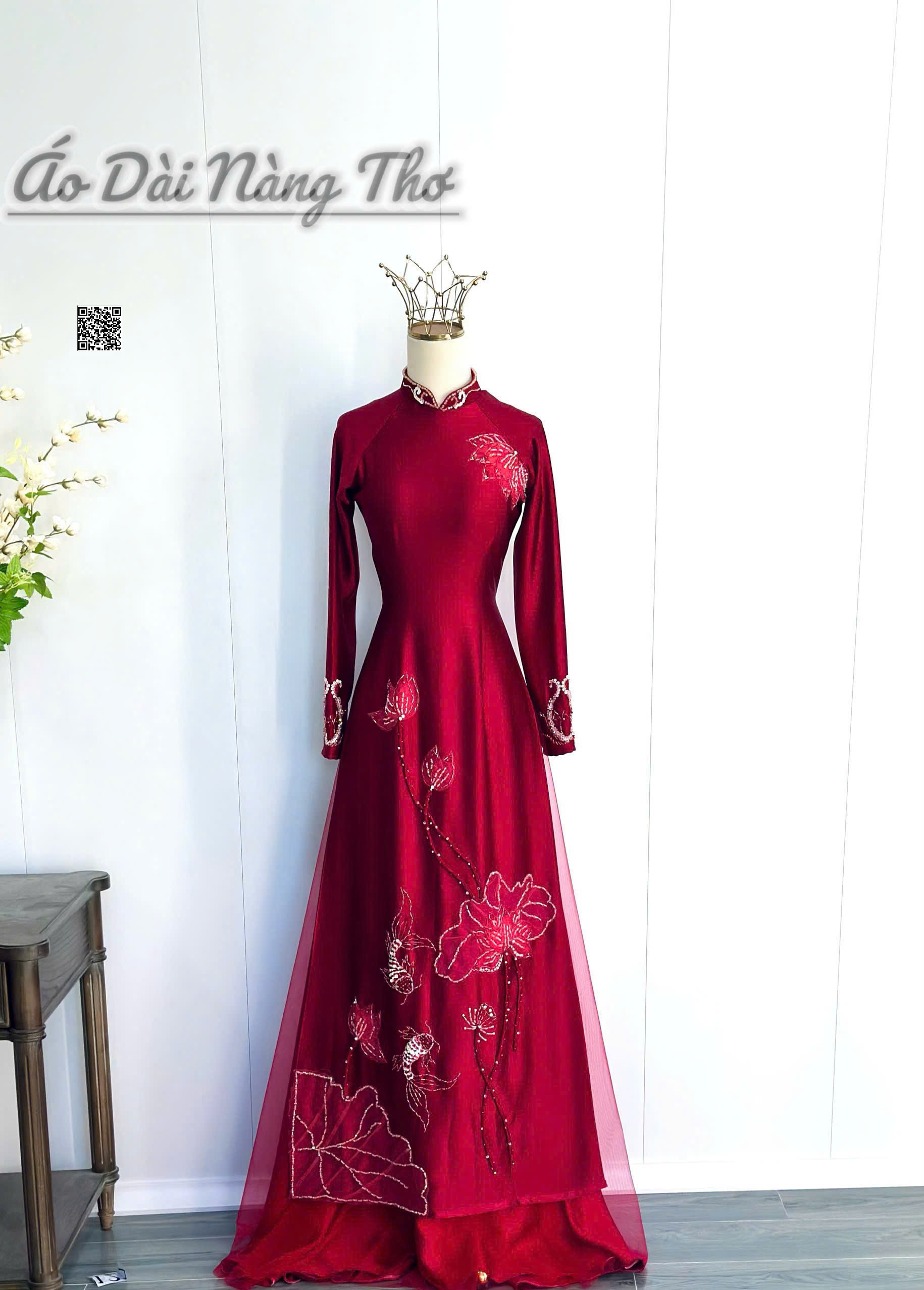 Áo Dài Bà Sui Lụa Ruby Đỏ Đính Đá Sắc Xảo