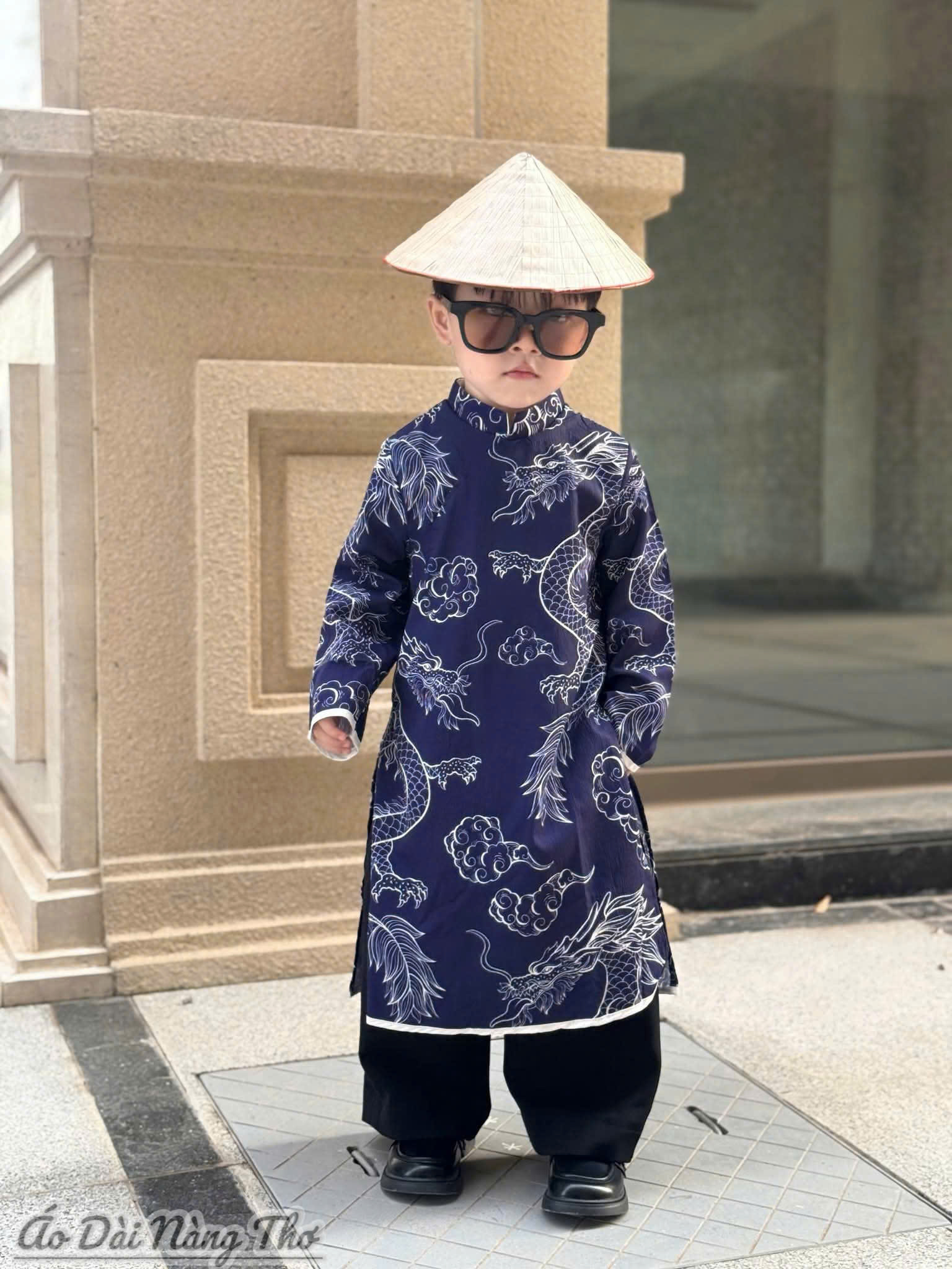 Áo Dài Bé Trai Tafta Xanh Đen Họa Tiết Rồng 3D