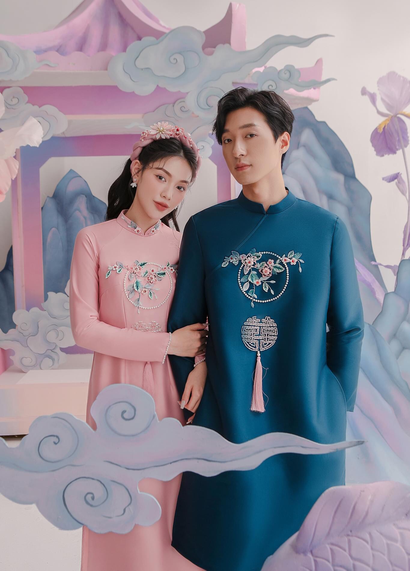 Áo Dài Cưới Cặp Đôi Họa Tiết Song Hỷ  Phối Hoa Cách Điệu