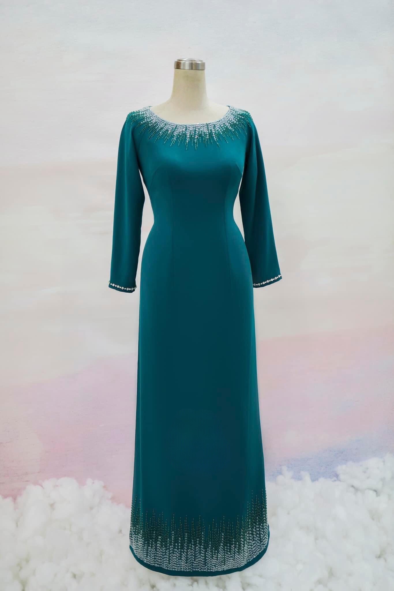 Áo Dài Bà Sui Lụa Cao Cấp Đính Đá Sang Trọng