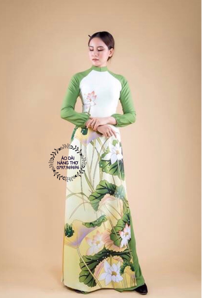 Áo dài truyền thống trẻ