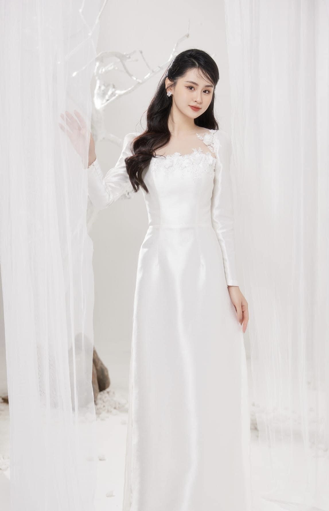 Trang phục cưới có đường viền cổ vuông và dây đeo rộng 23012 với 3D Bông  hoa và váy đầm của áo kiểu Bridal STRETCH Fabric DÒNG A-Line Trang phục cưới  đi